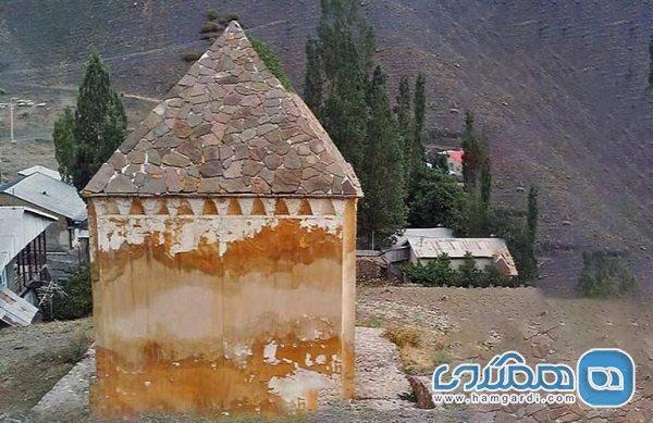 آرامگاه کیا داوود یکی از جاهای دیدنی استان مازندران است
